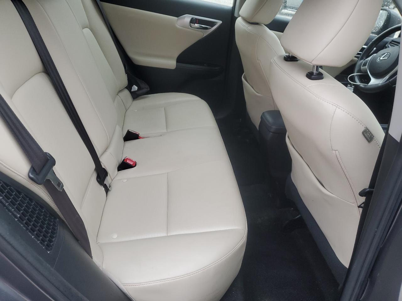 2013 LEXUS CT 200