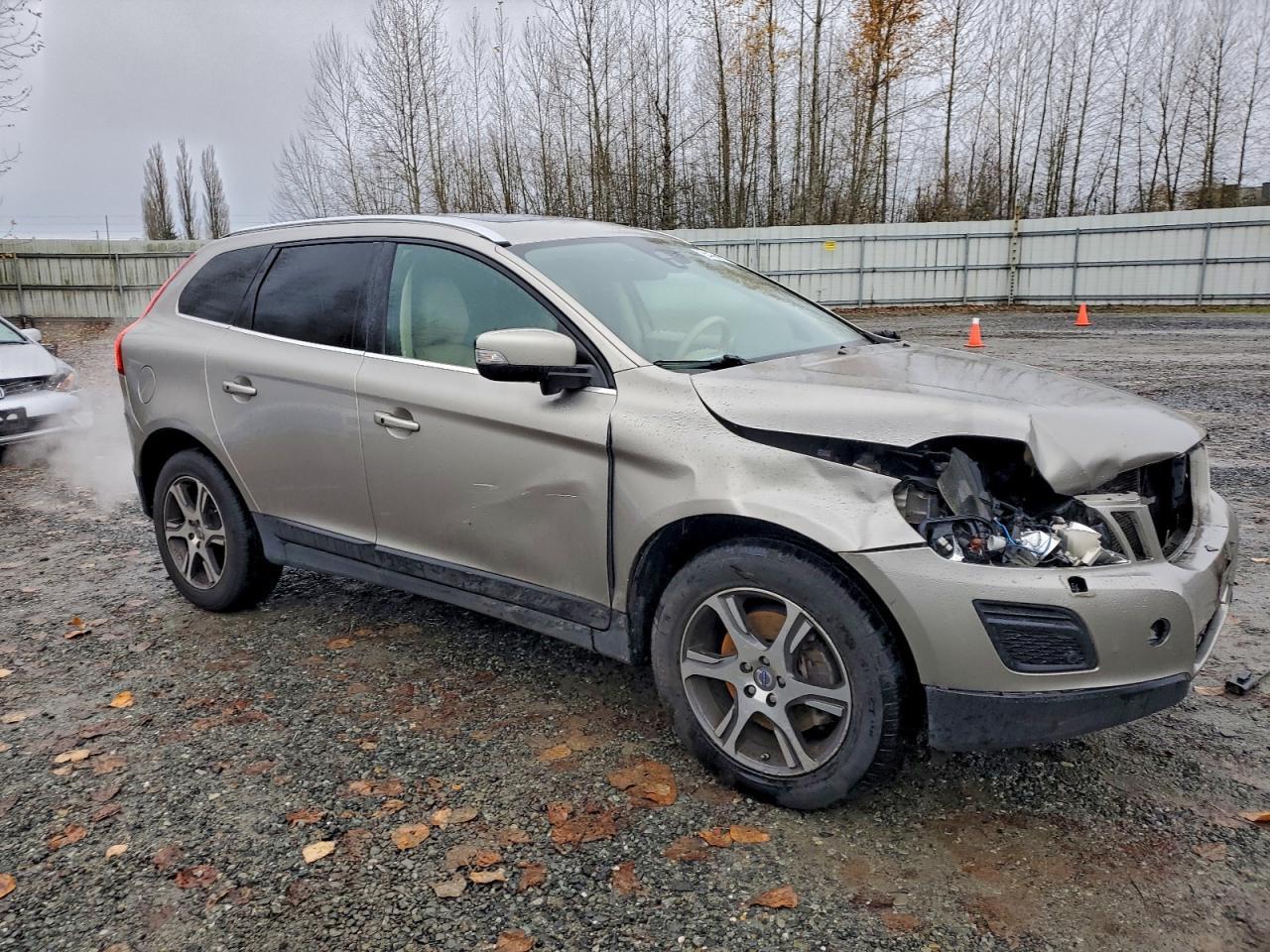 2012 VOLVO XC60