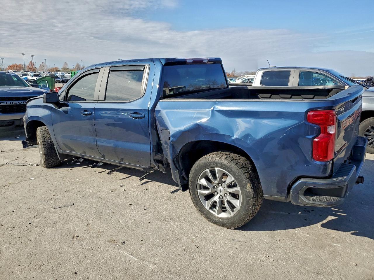 2021 CHEVROLET Silverado