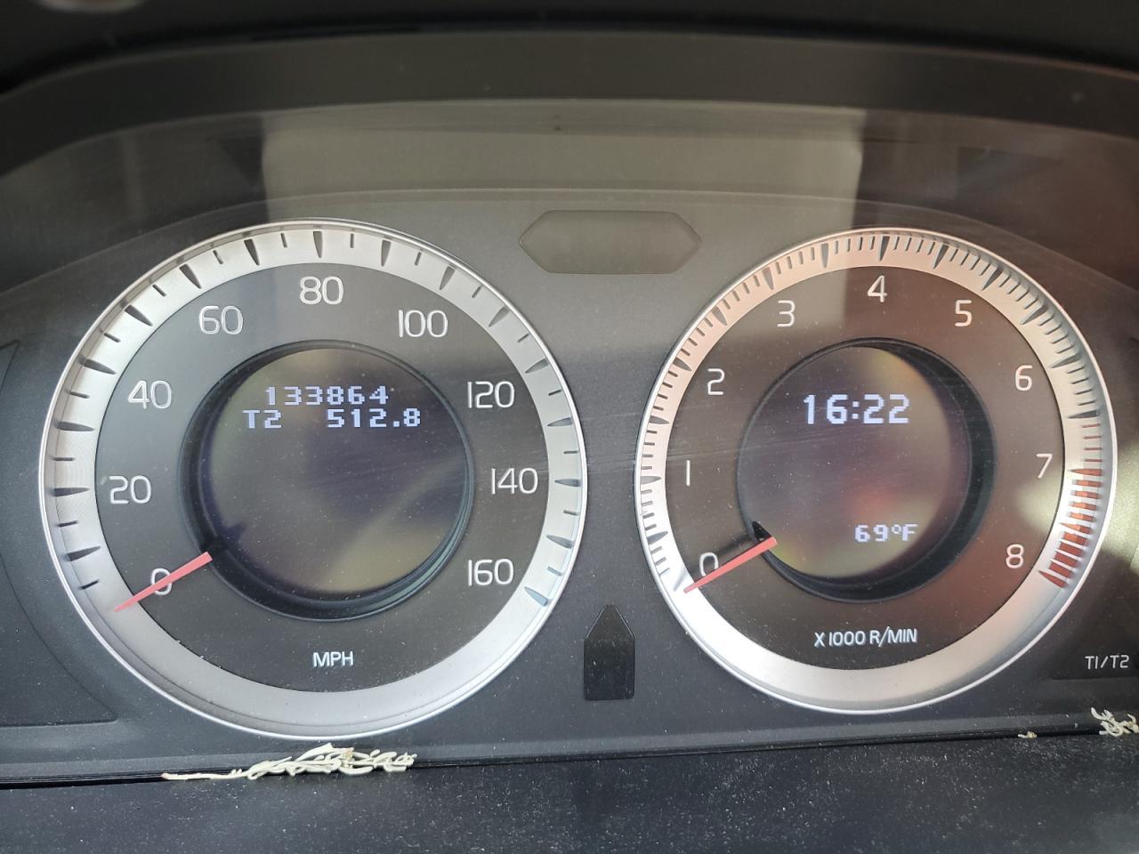 2010 VOLVO XC60