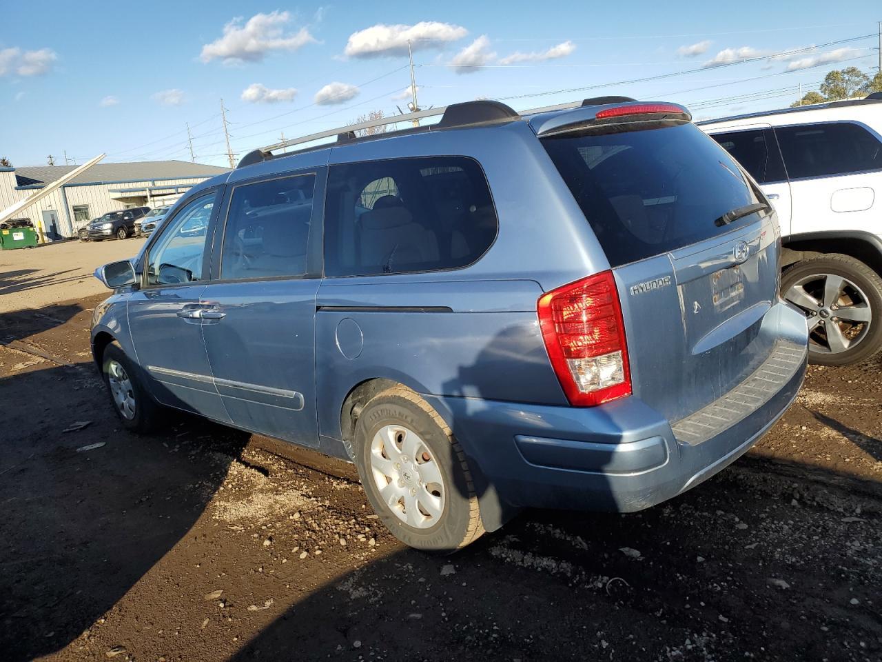 2007 HYUNDAI Entourage