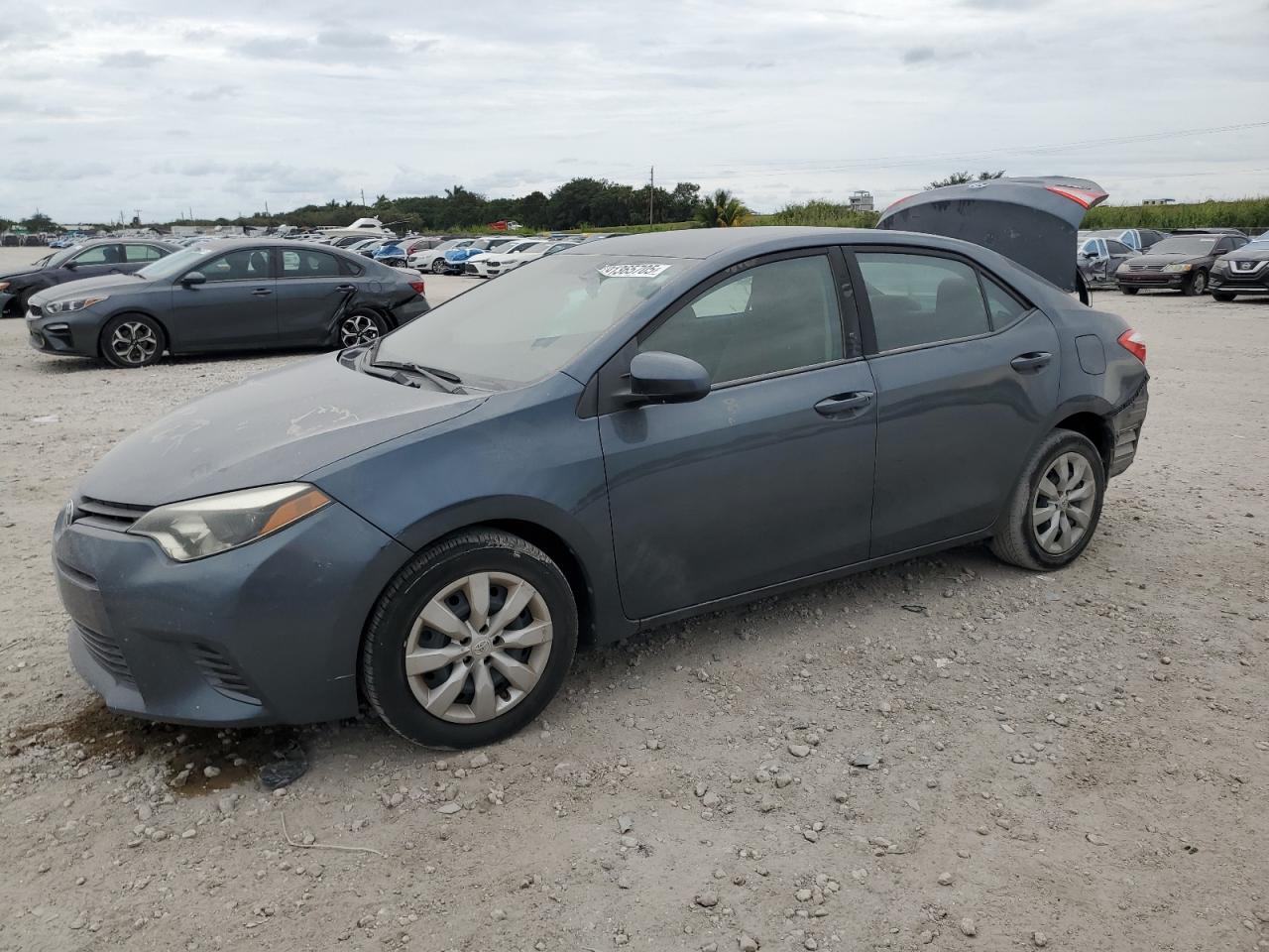 2015 TOYOTA COROLLA
