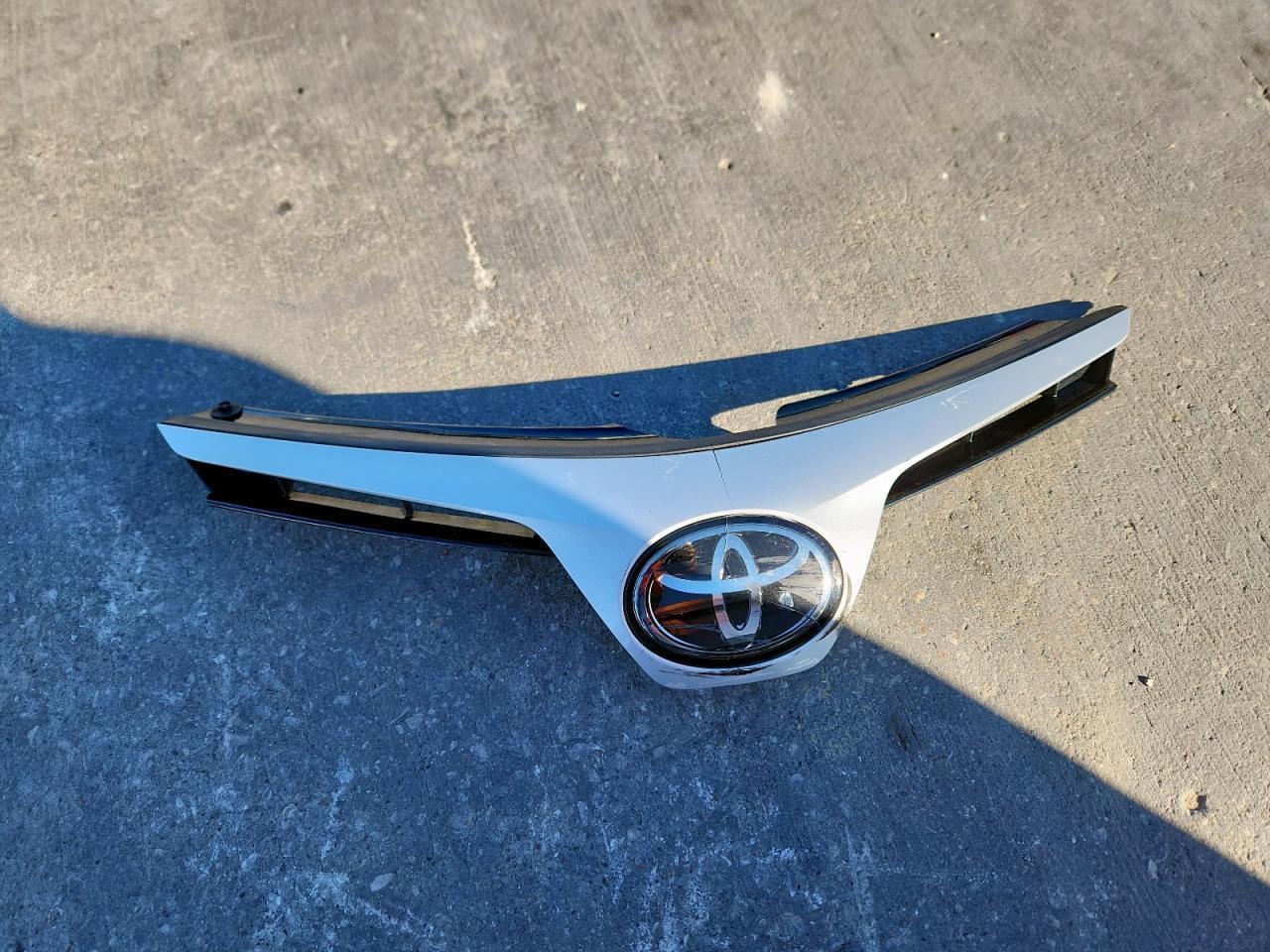 2019 TOYOTA COROLLA