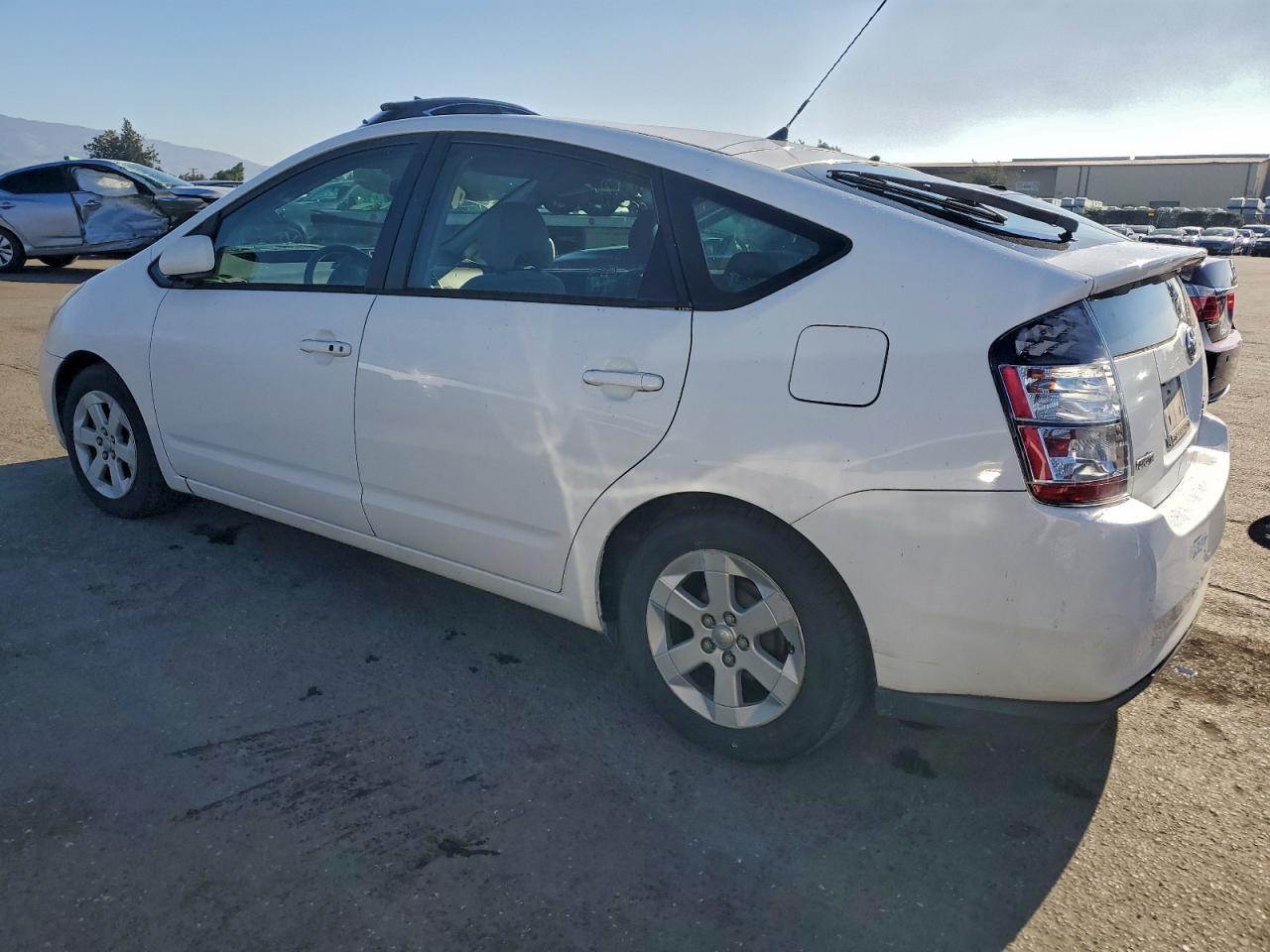 2005 TOYOTA PRIUS