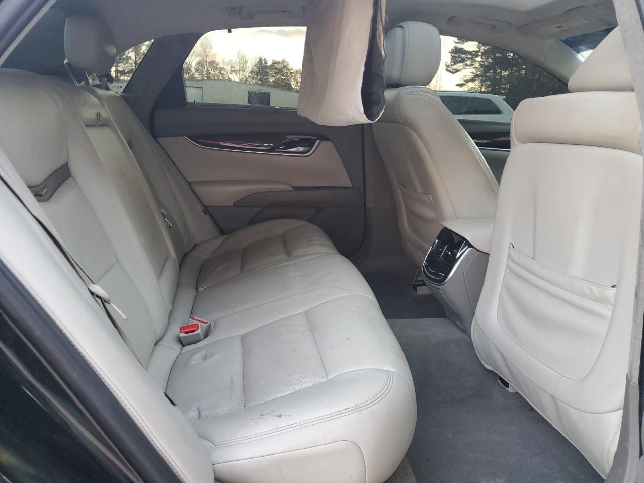 2013 CADILLAC XTS