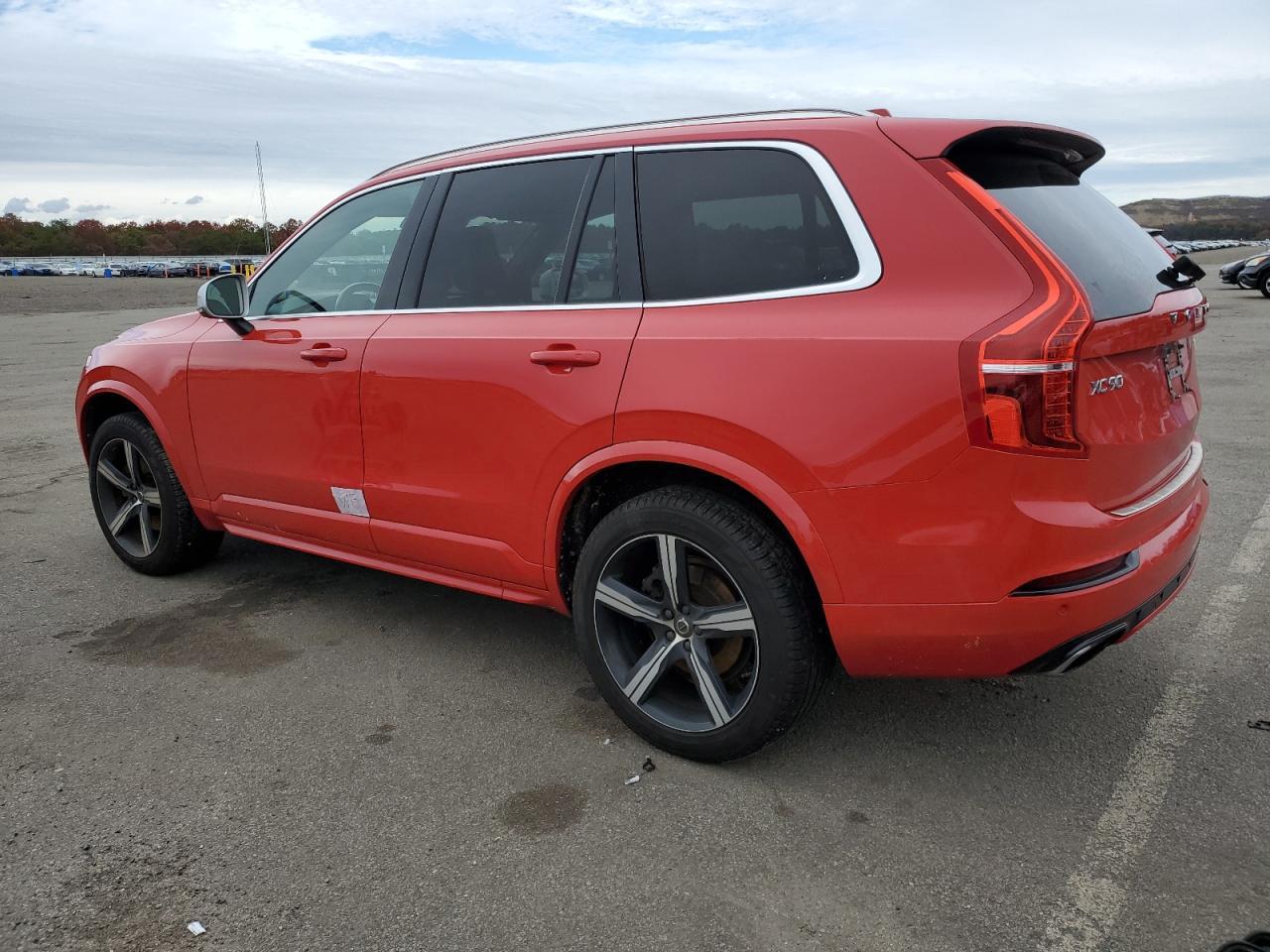 2017 VOLVO XC90