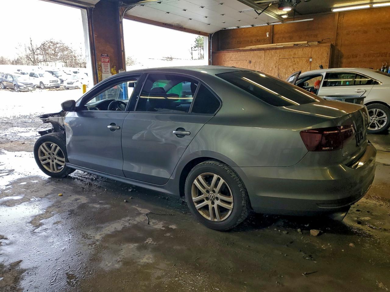 2018 VOLKSWAGEN JETTA
