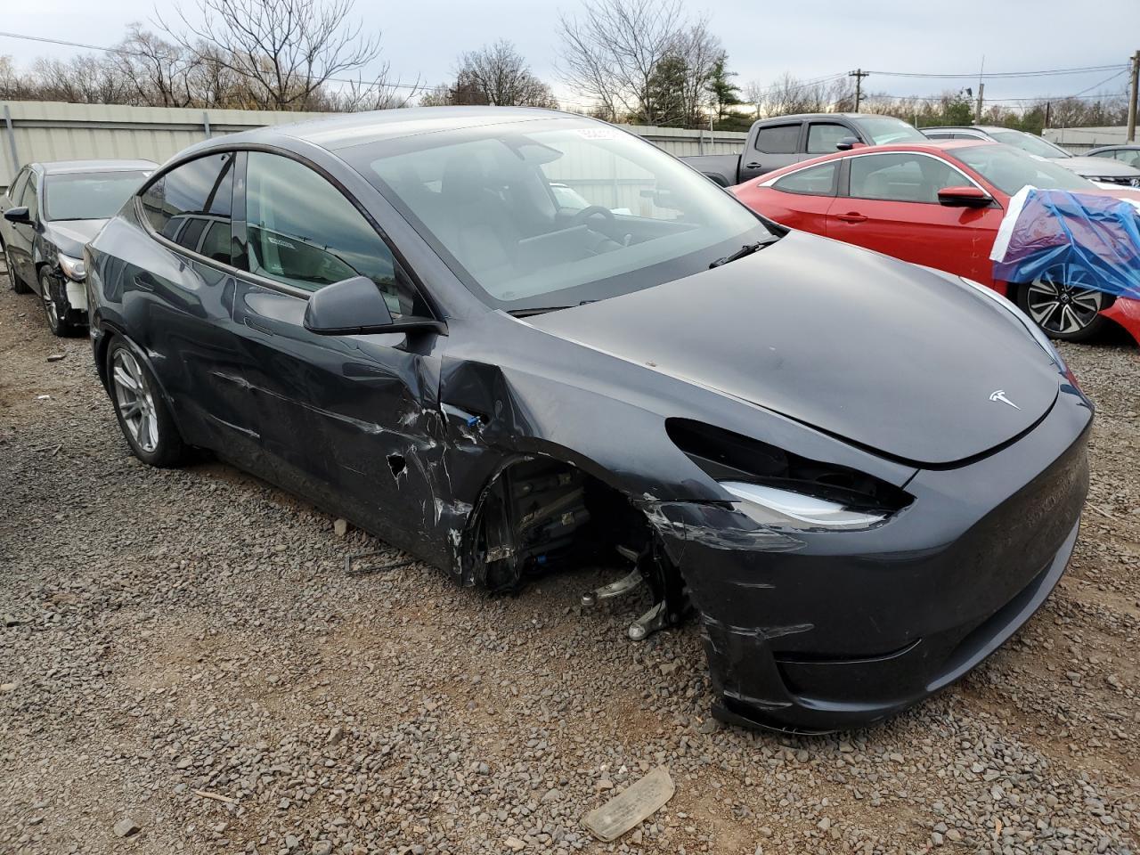 2024 TESLA MODEL Y