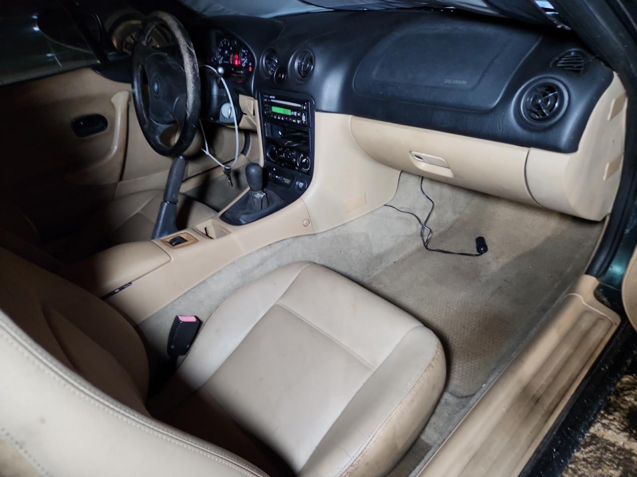 2000 MAZDA MX-5 Miata