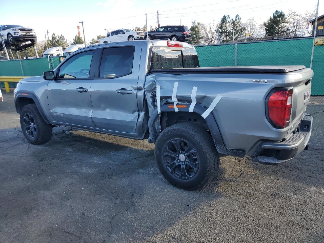 2024 GMC CANYON