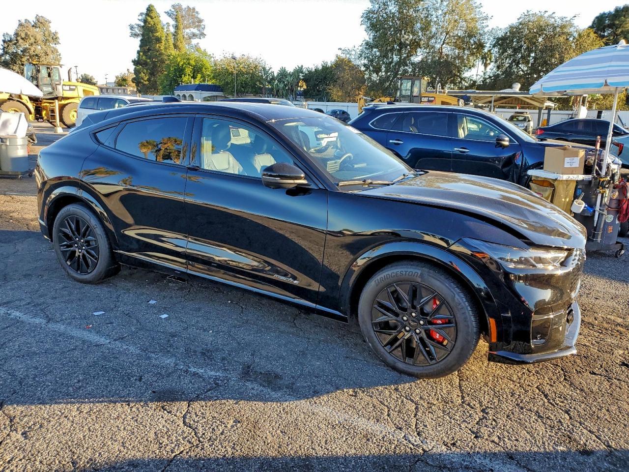2025 FORD Mustang Mach-E
