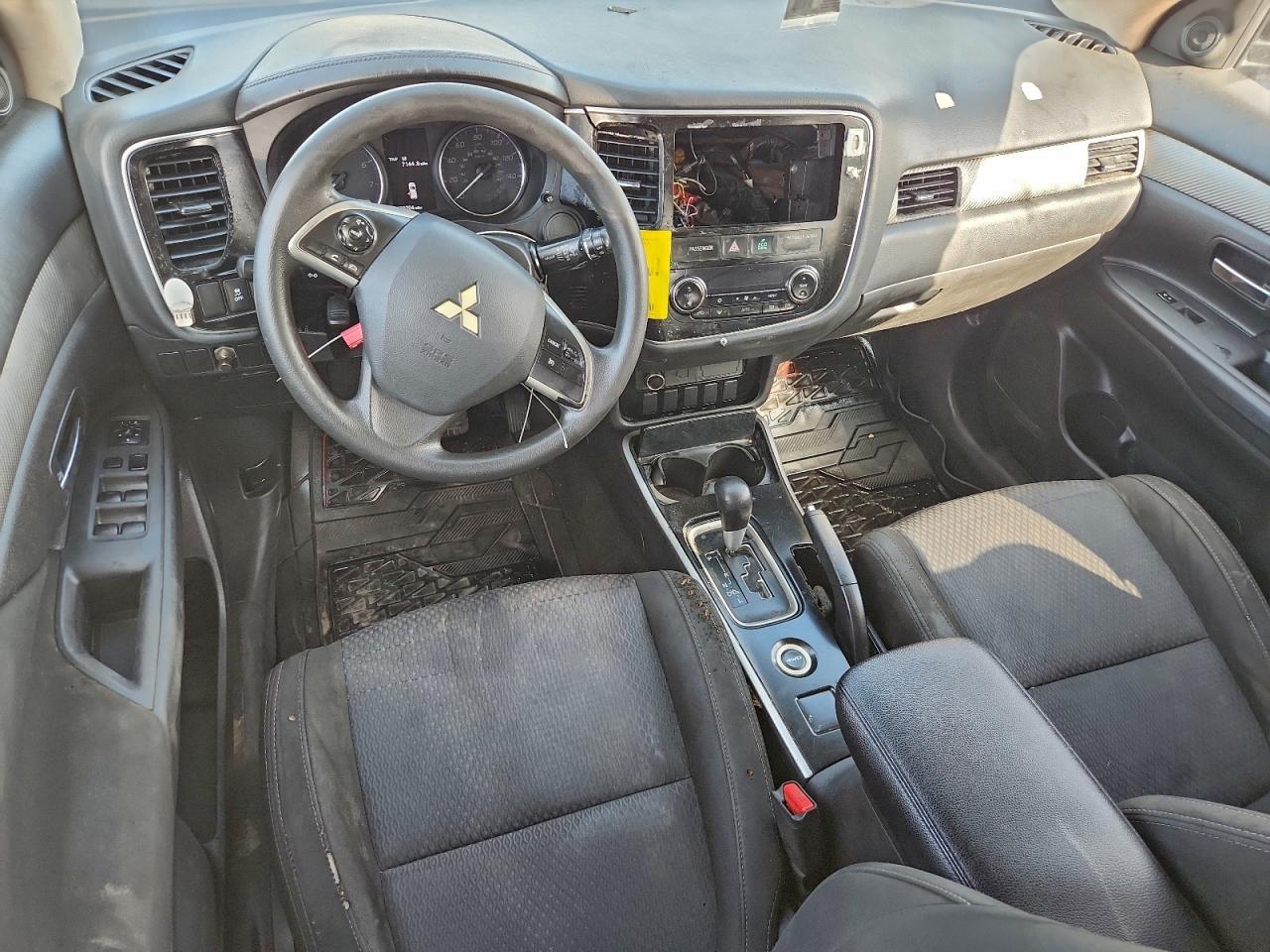 2018 MITSUBISHI outlander