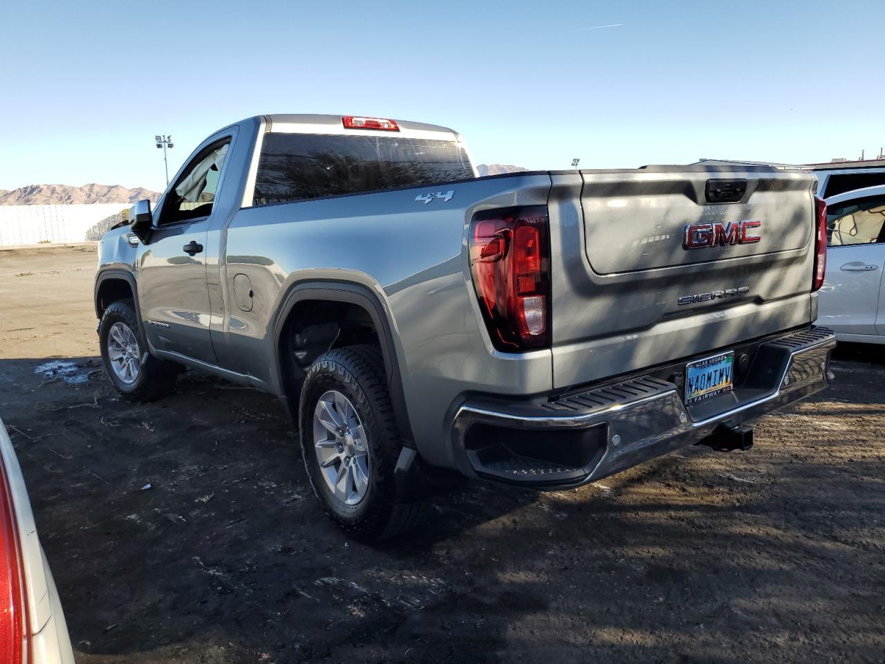 2025 GMC Sierra