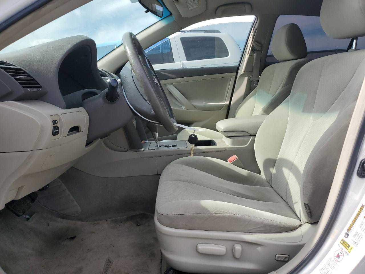 2009 TOYOTA CAMRY