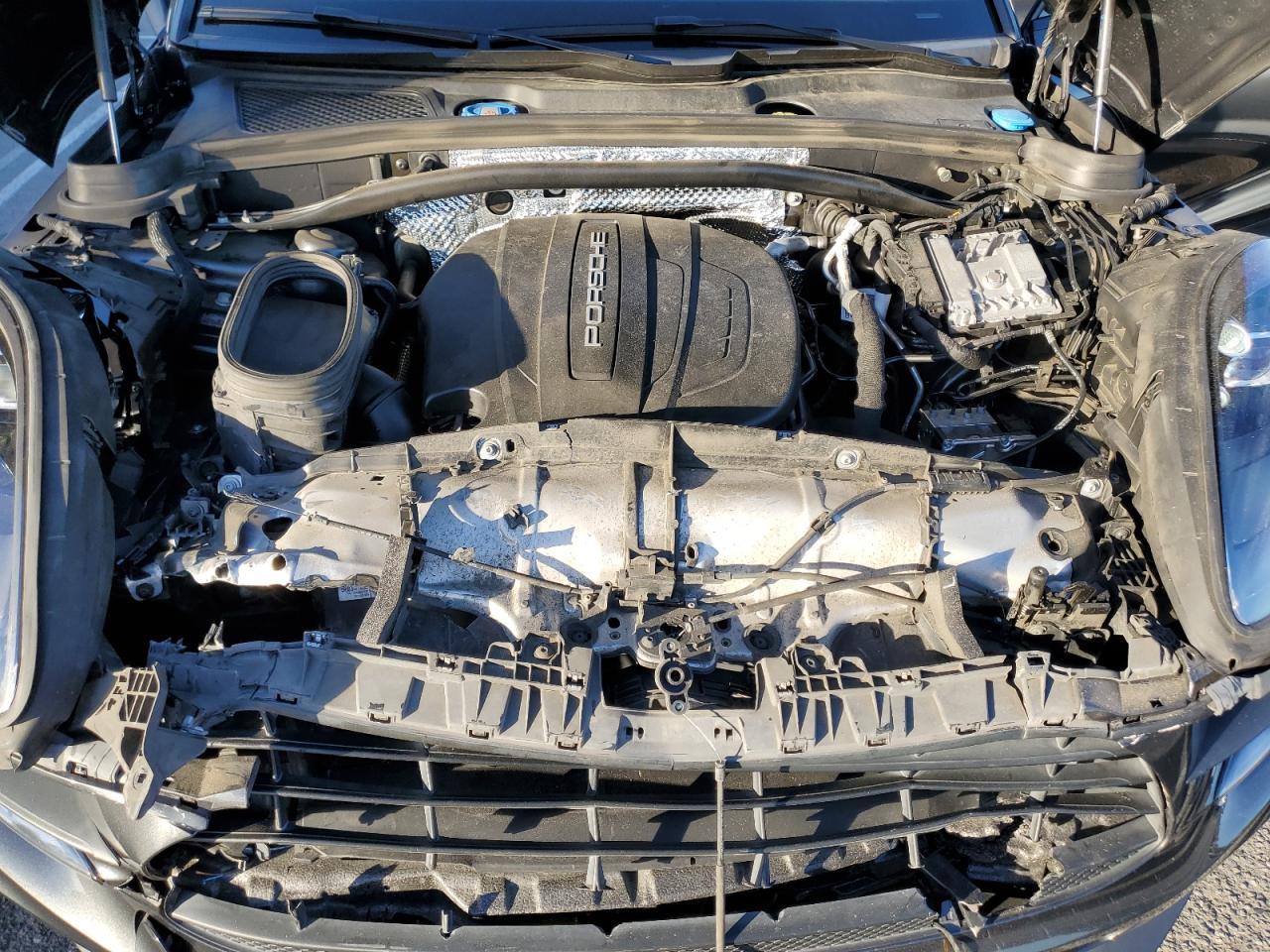 2019 PORSCHE Macan