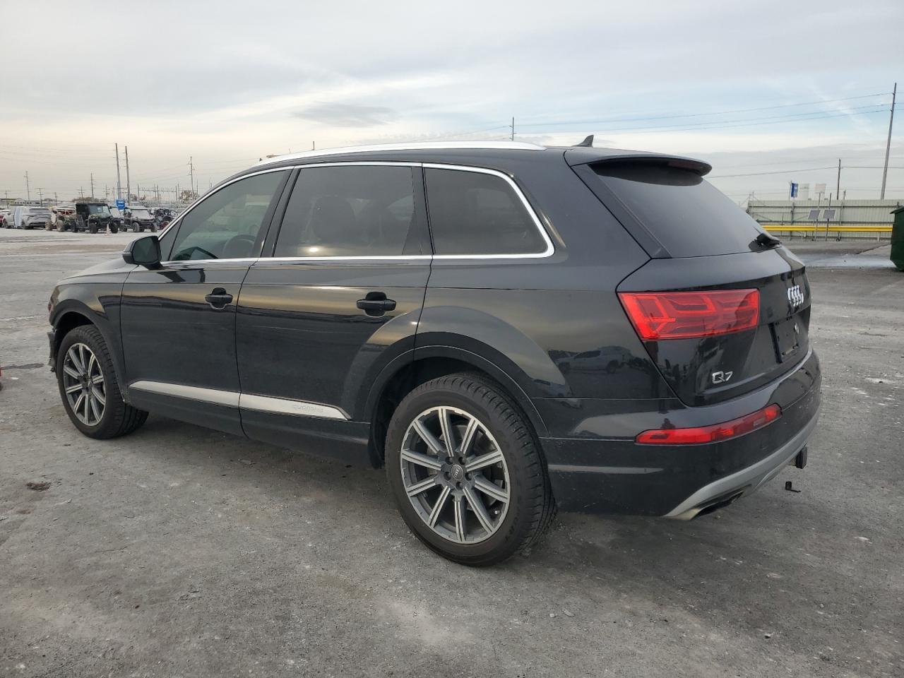 2017 AUDI Q7