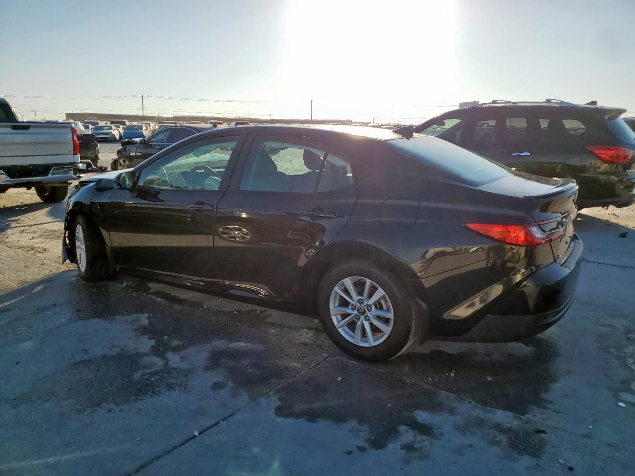 2025 TOYOTA CAMRY