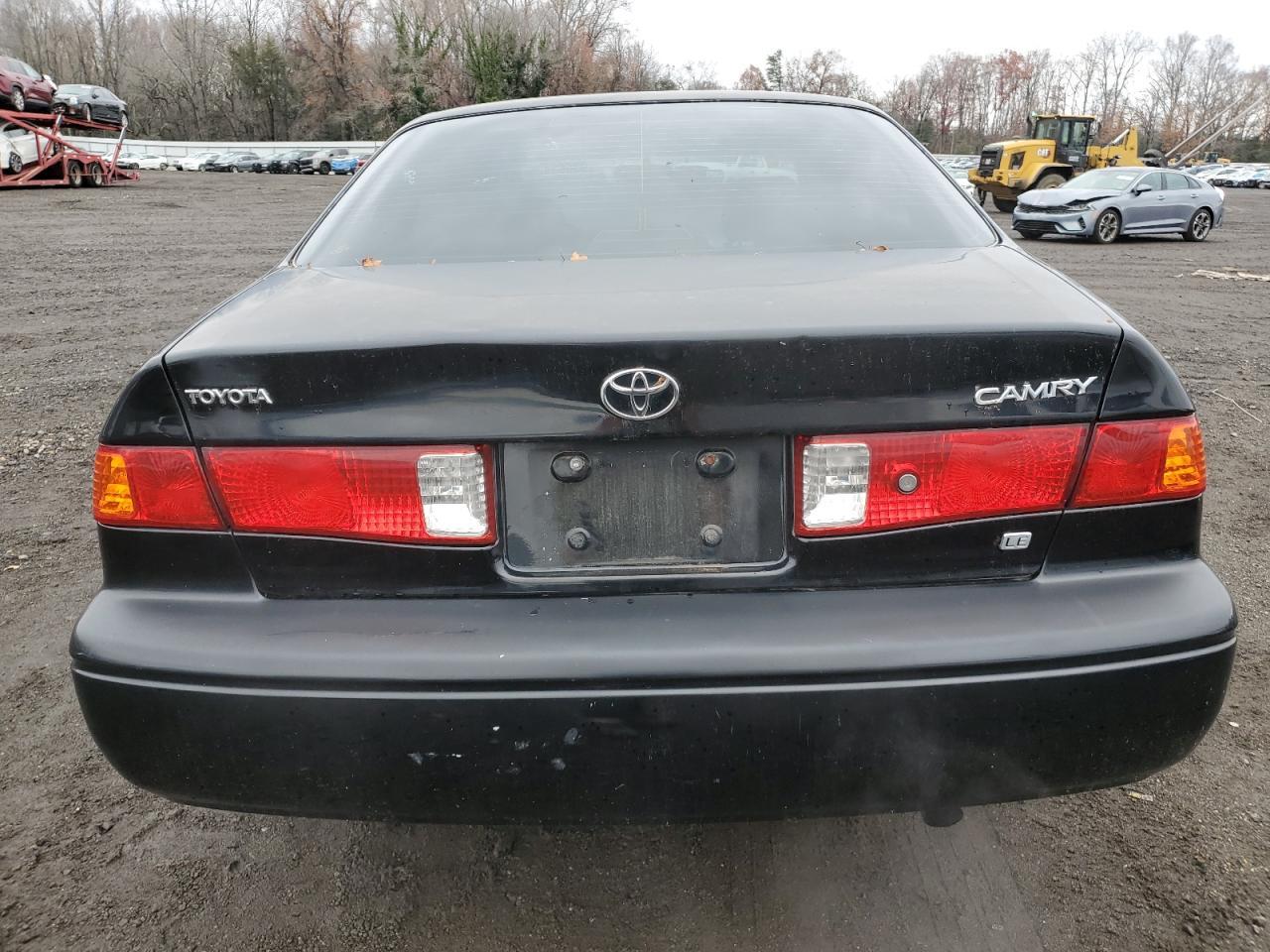 2001 TOYOTA CAMRY