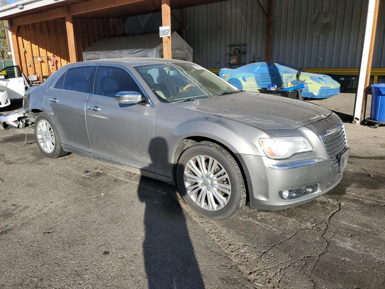 2014 CHRYSLER 300