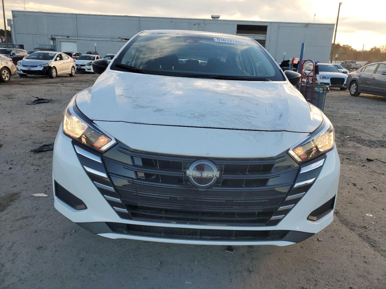 2023 NISSAN VERSA