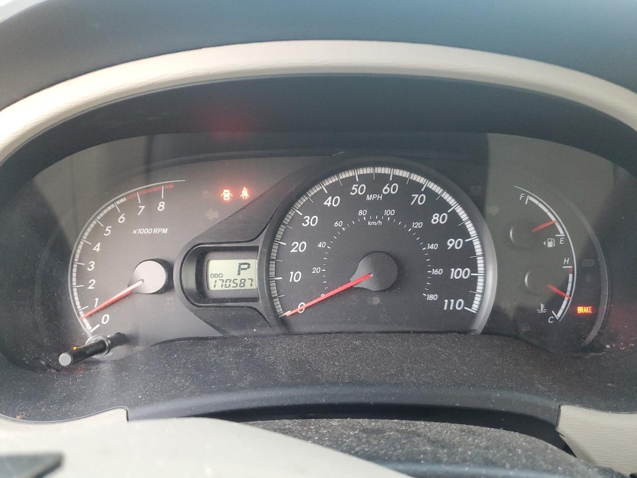 2012 TOYOTA SIENNA