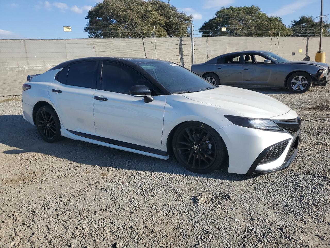 2024 TOYOTA CAMRY
