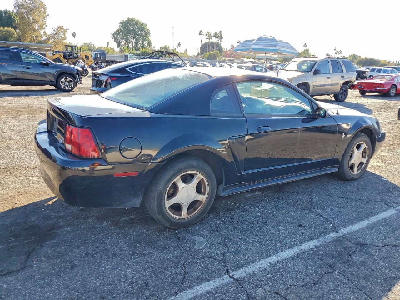 2003 FORD MUSTANG