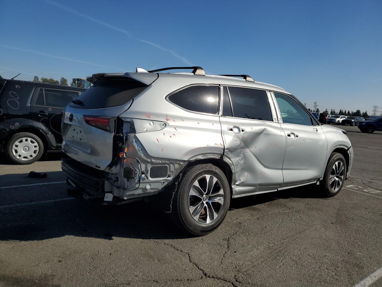 2021 TOYOTA HIGHLANDER
