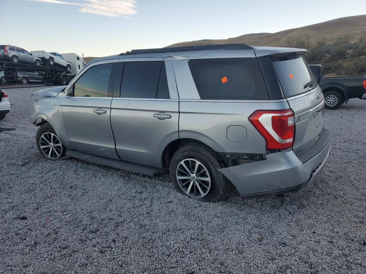 2021 FORD Expedition