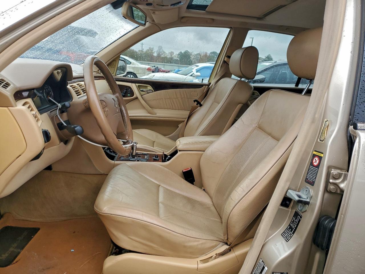 2000 MERCEDES-BENZ E-Class