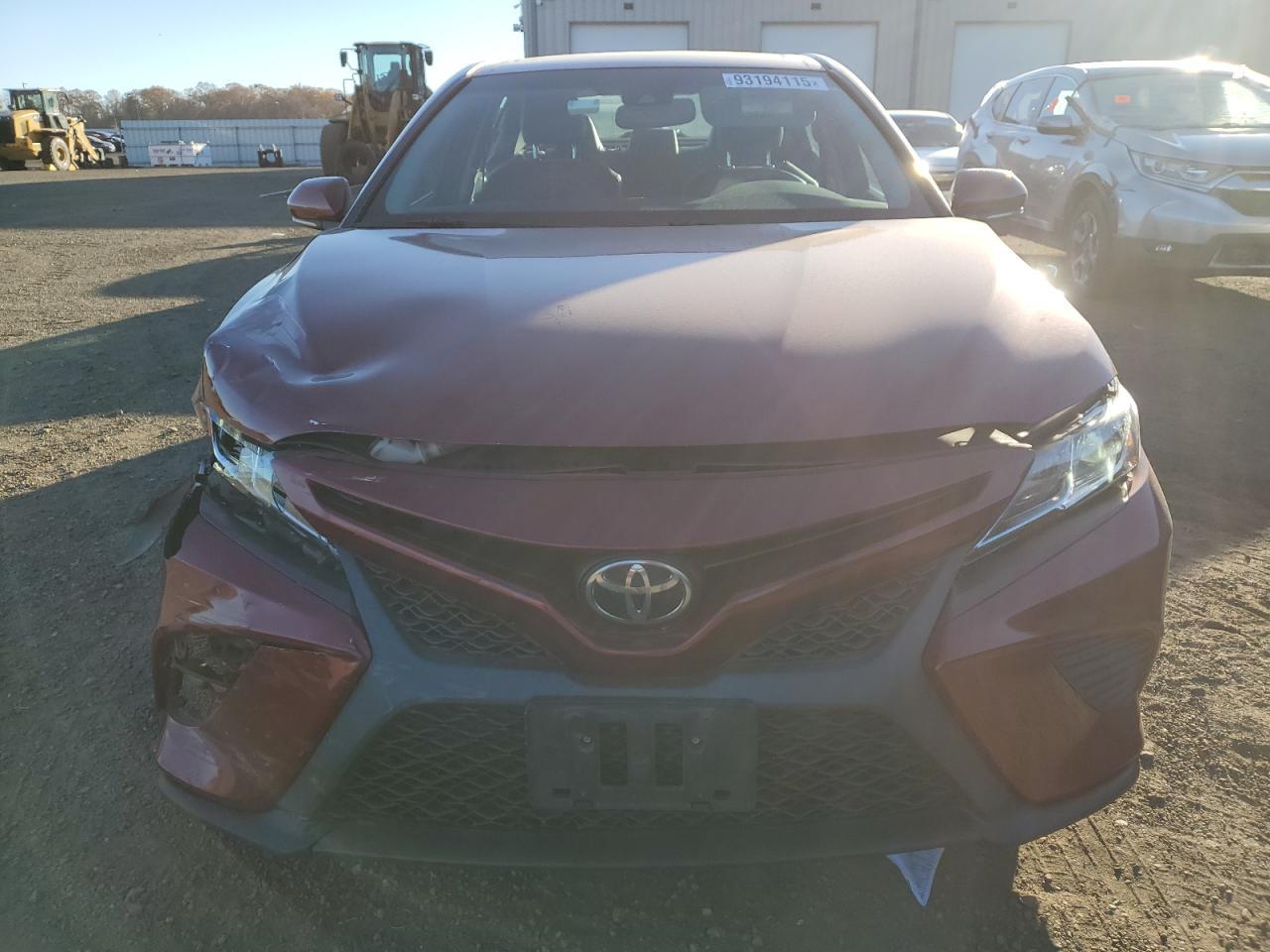 2018 TOYOTA CAMRY