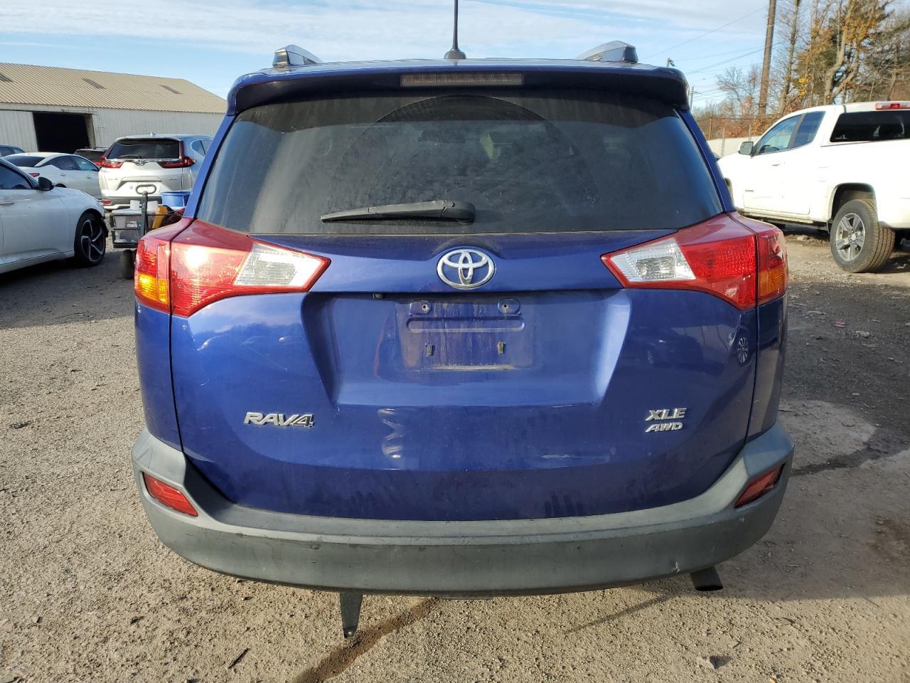2015 TOYOTA RAV4