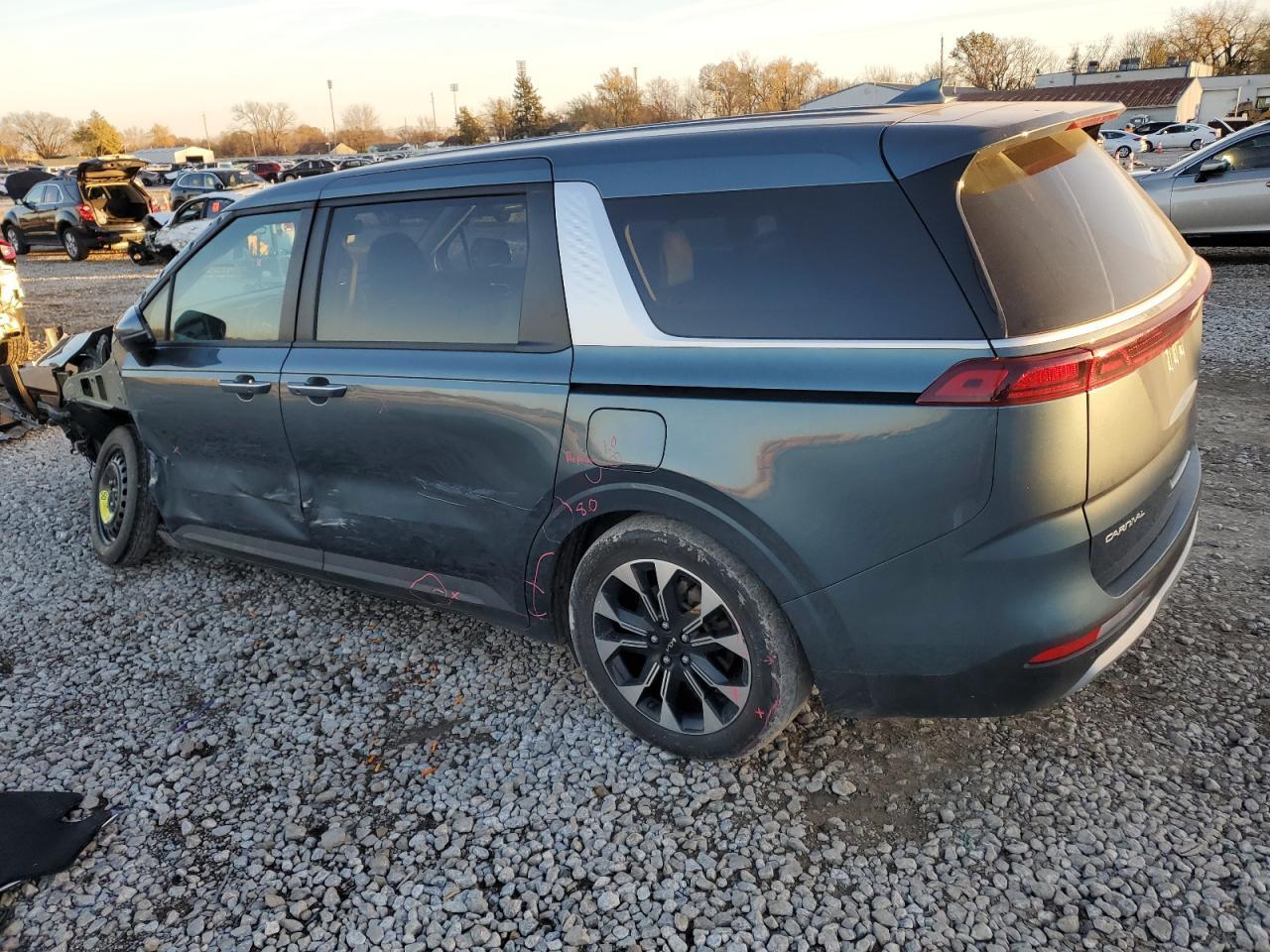 2024 KIA Carnival
