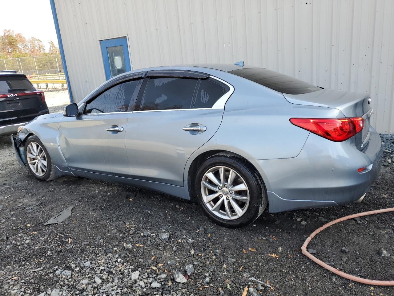 2015 INFINITI Q50