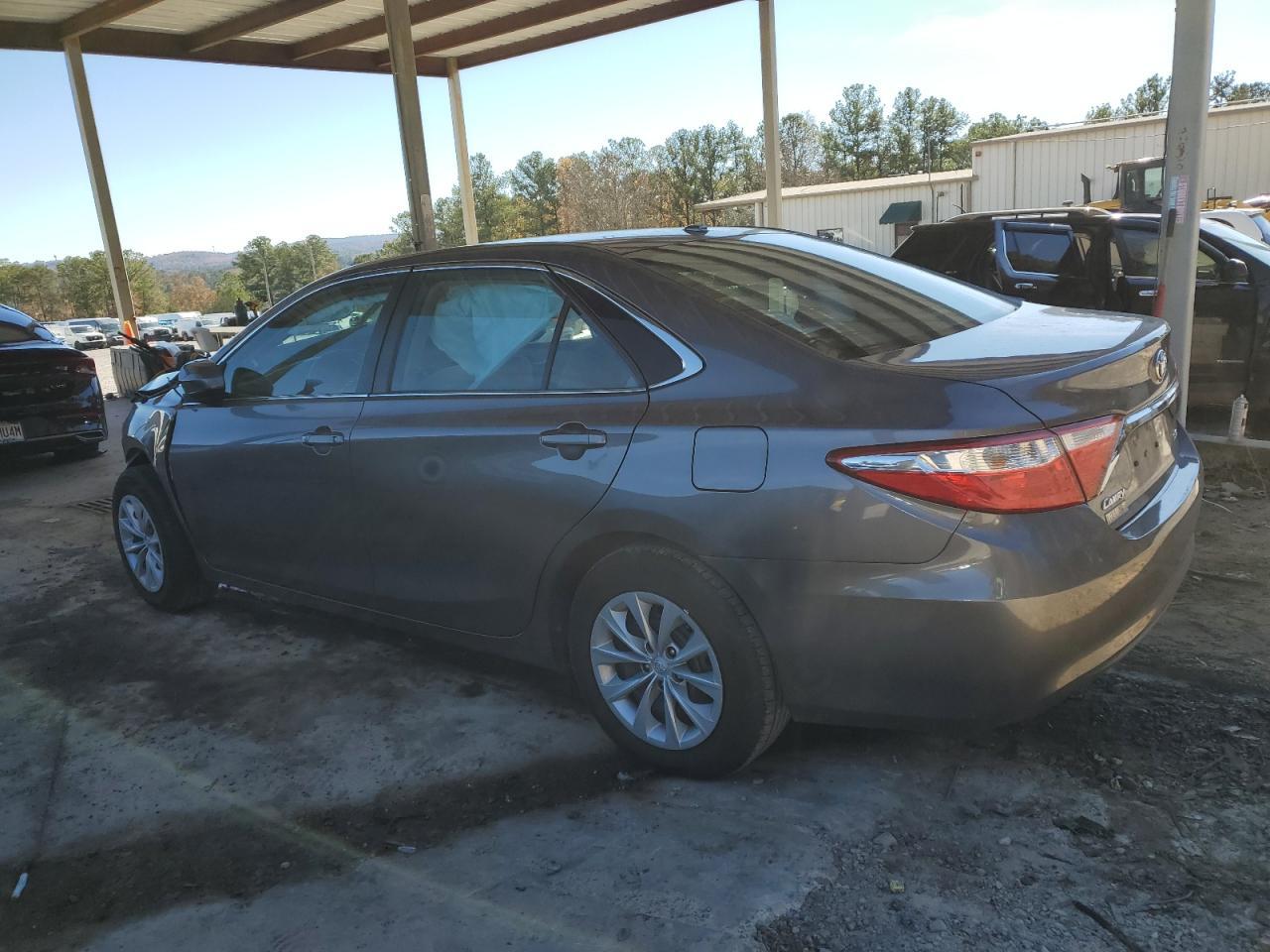 2016 TOYOTA CAMRY