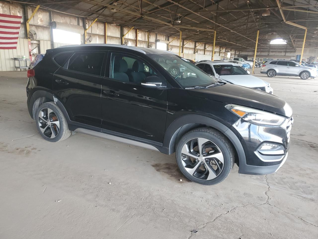 2017 HYUNDAI TUCSON