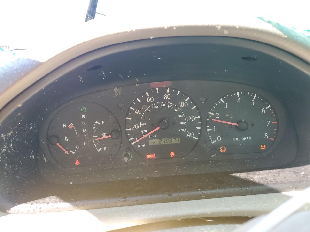 2001 TOYOTA CAMRY