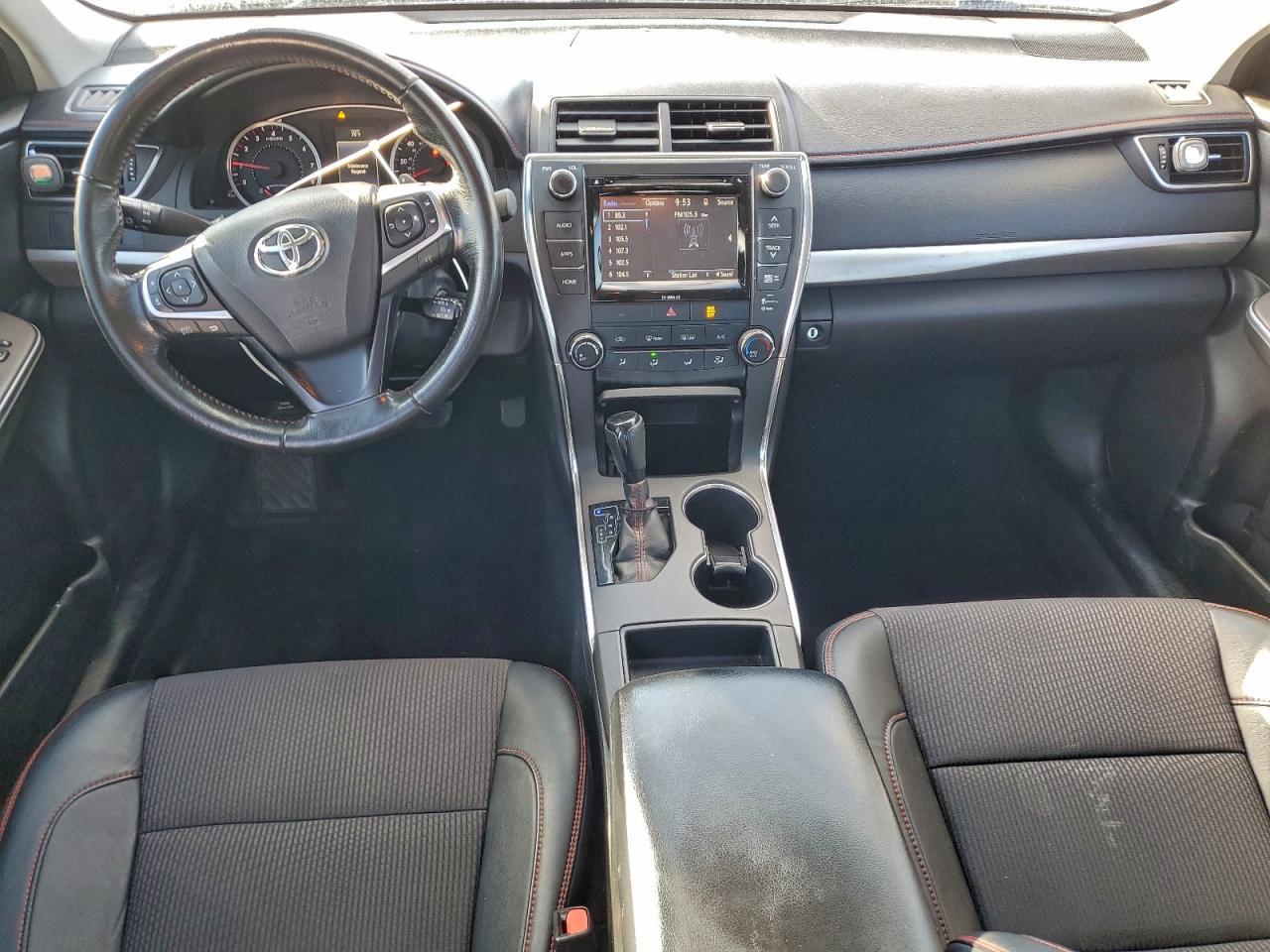 2016 TOYOTA CAMRY