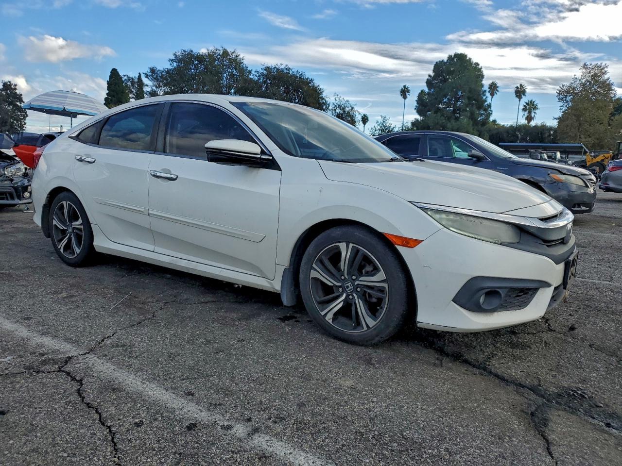2016 HONDA CIVIC