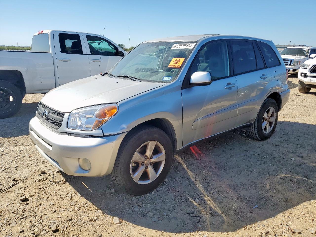 2004 TOYOTA RAV4