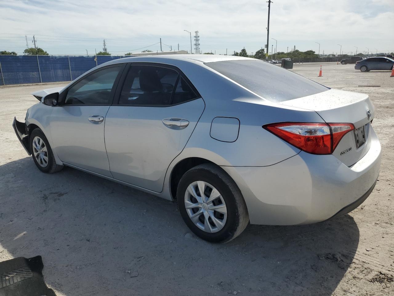 2015 TOYOTA COROLLA