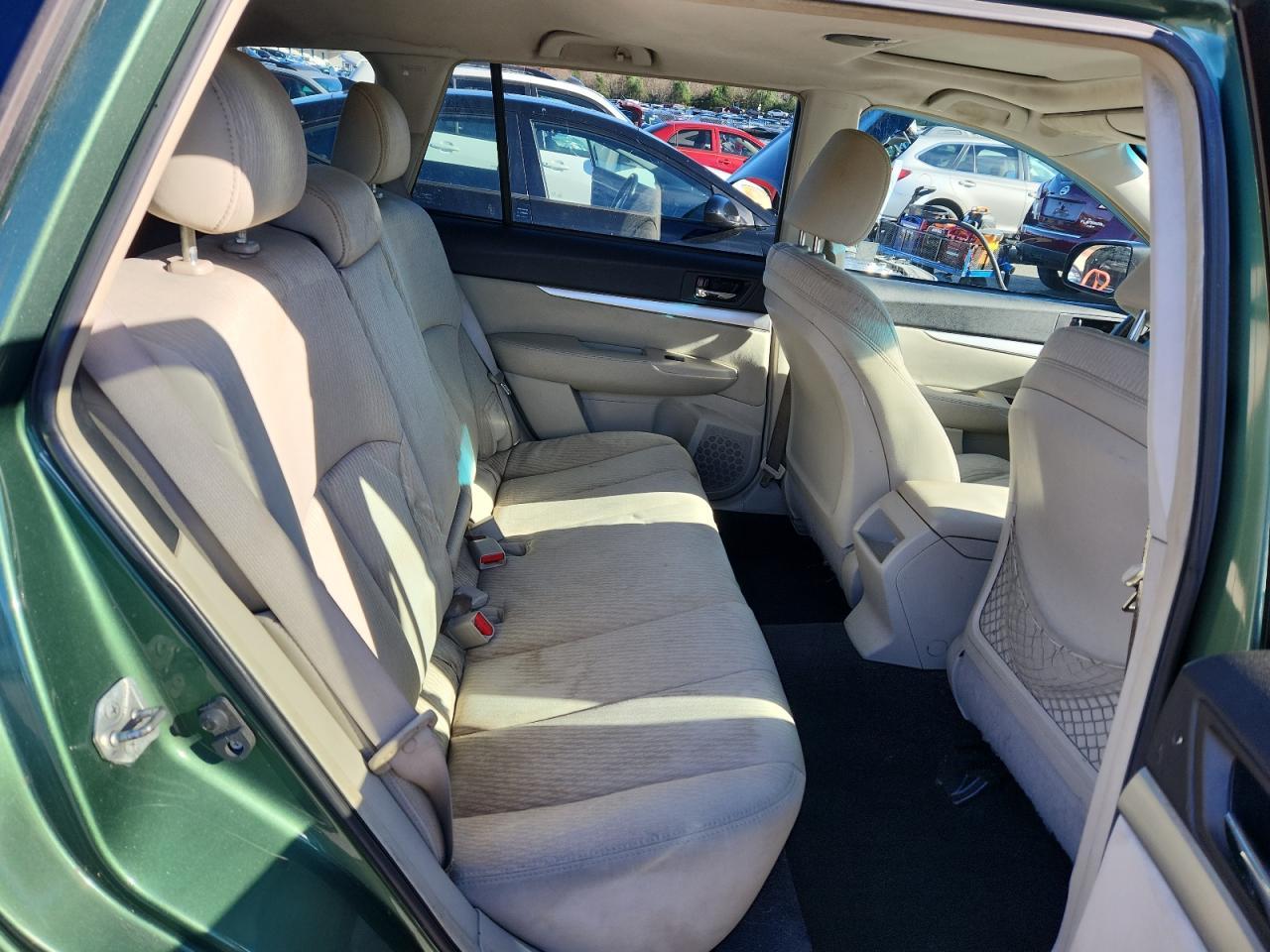 2010 SUBARU Outback