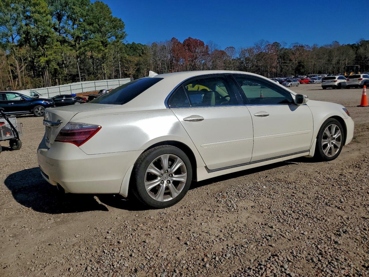 2010 ACURA RL