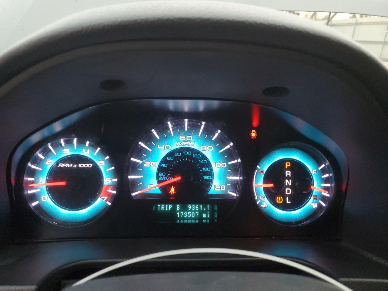 2010 FORD FUSION