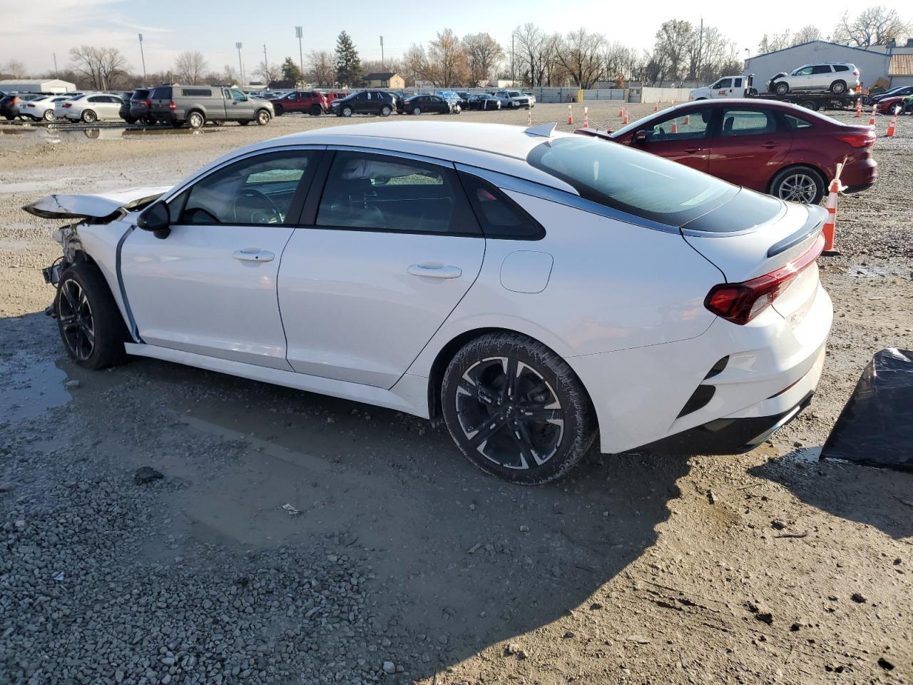 2023 KIA K5