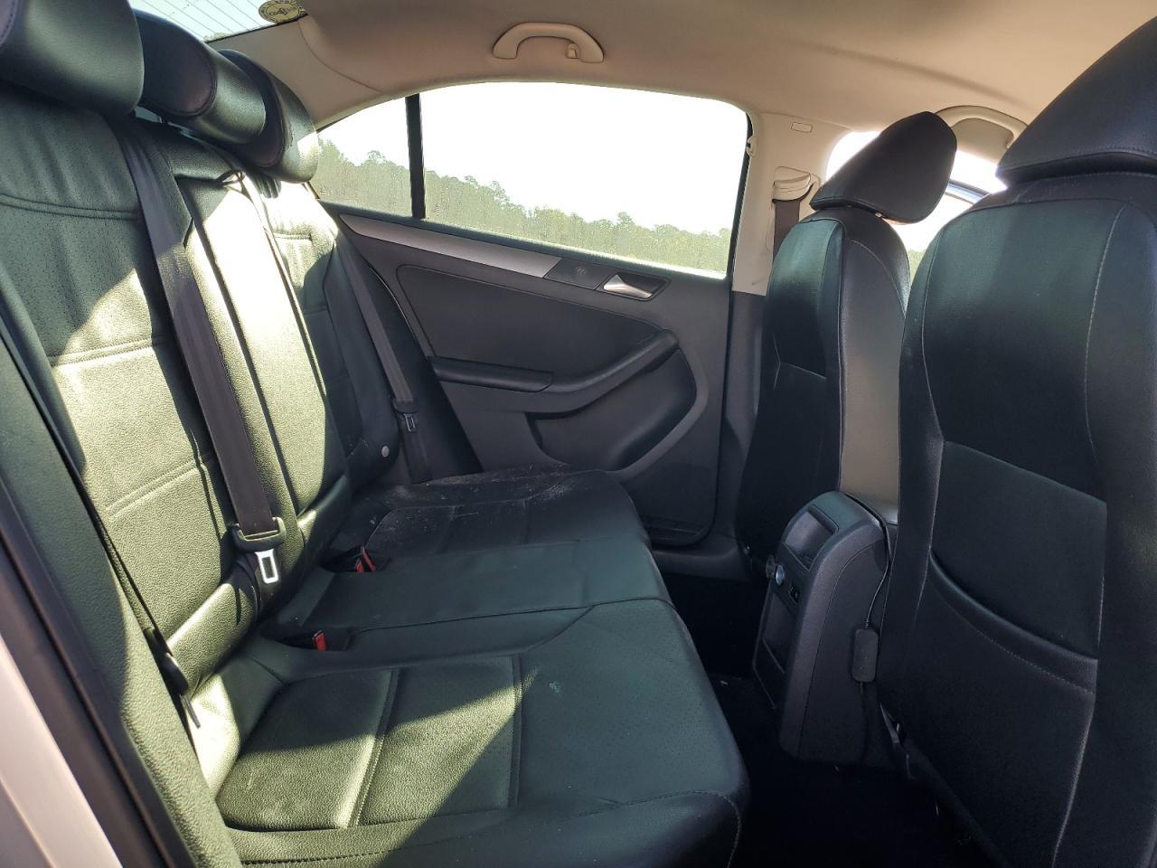 2013 VOLKSWAGEN JETTA