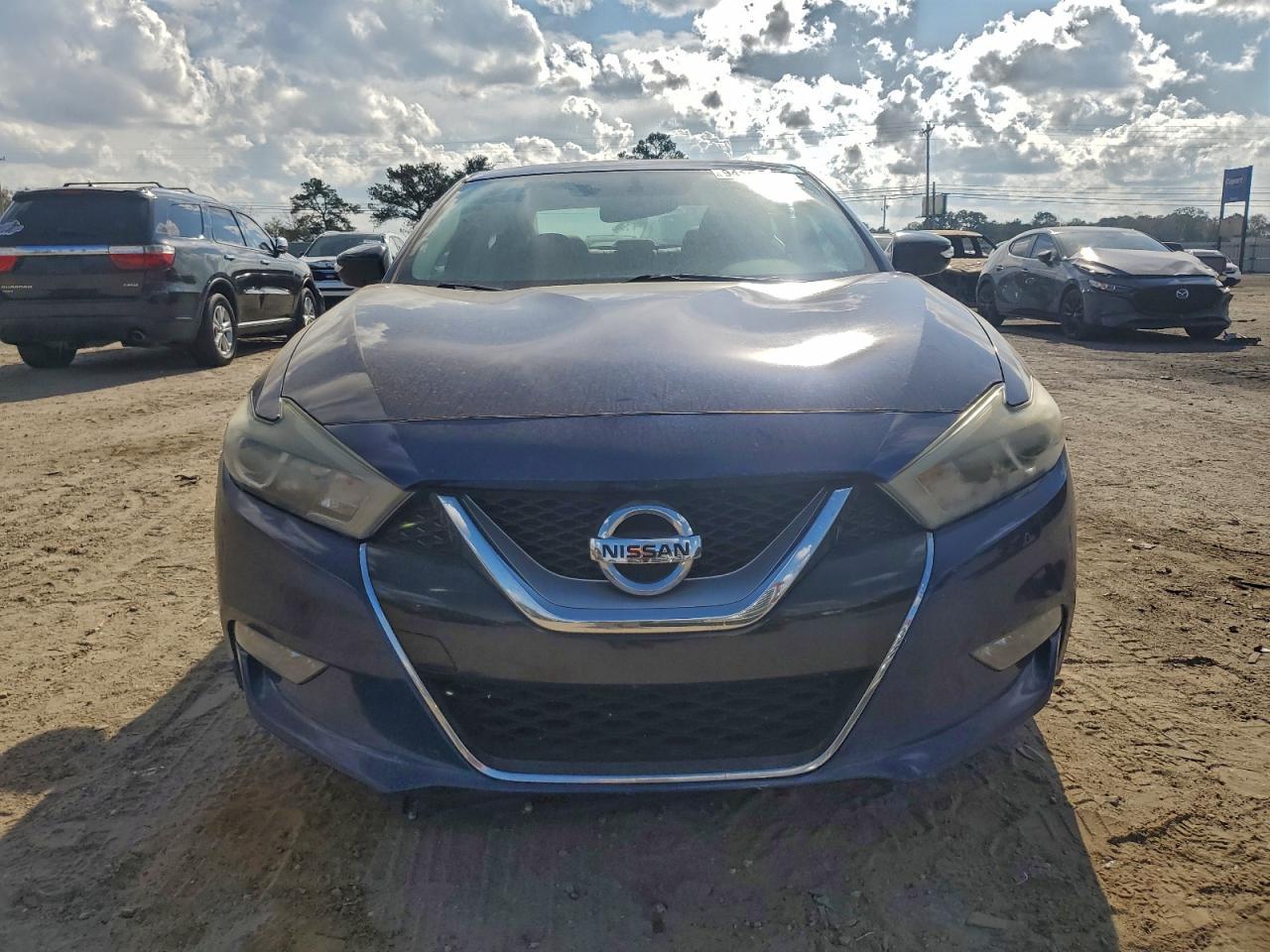 2017 NISSAN Maxima