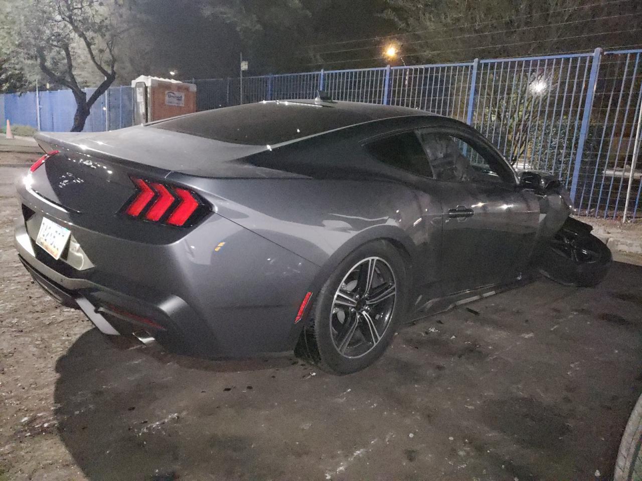 2024 FORD MUSTANG