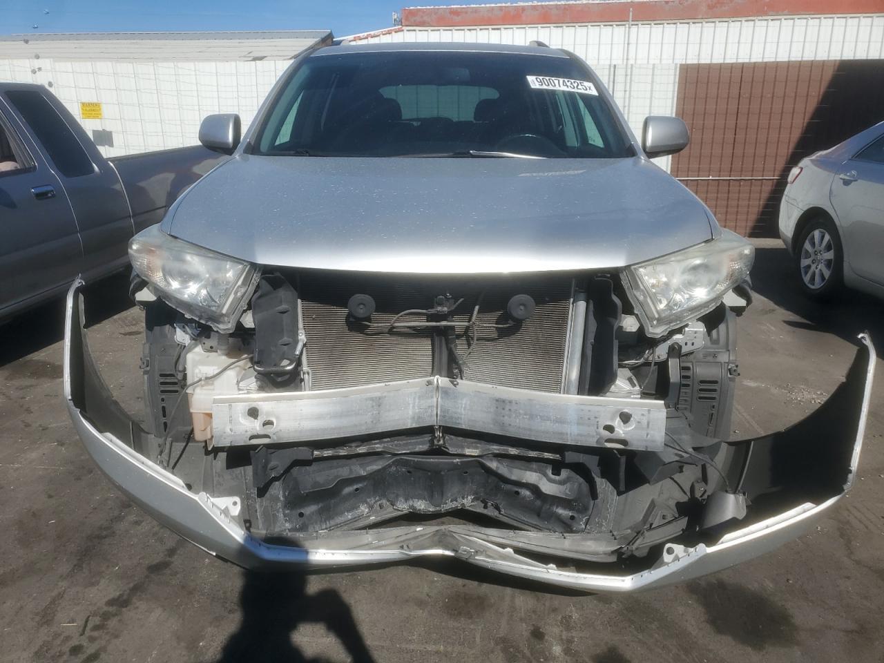 2013 TOYOTA HIGHLANDER
