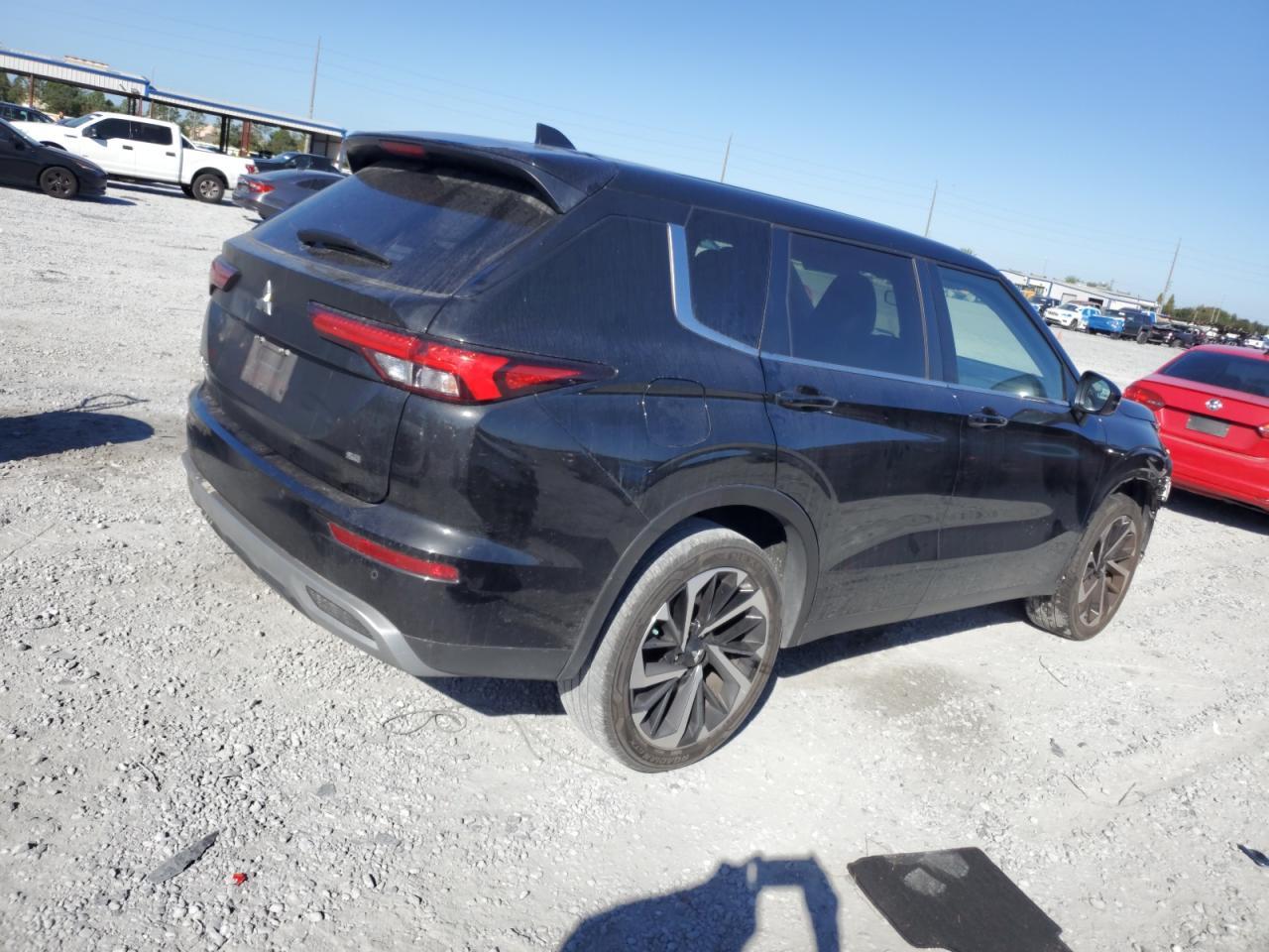 2024 MITSUBISHI outlander